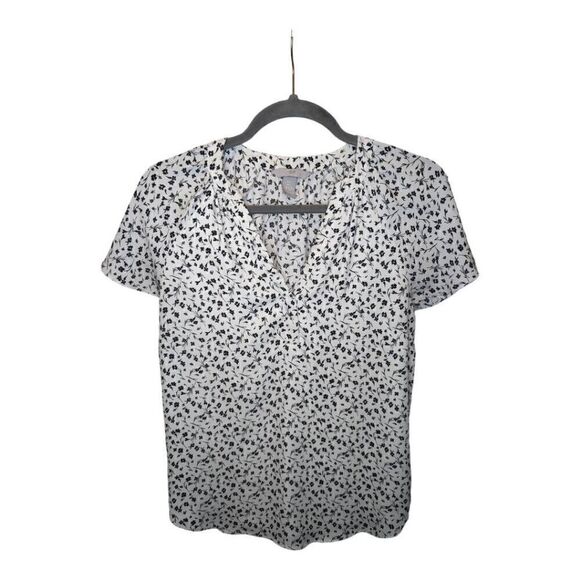H & M Black and White Floral Short Sleeve Top with V Neck Size Women's Small - Picture 1 of 5